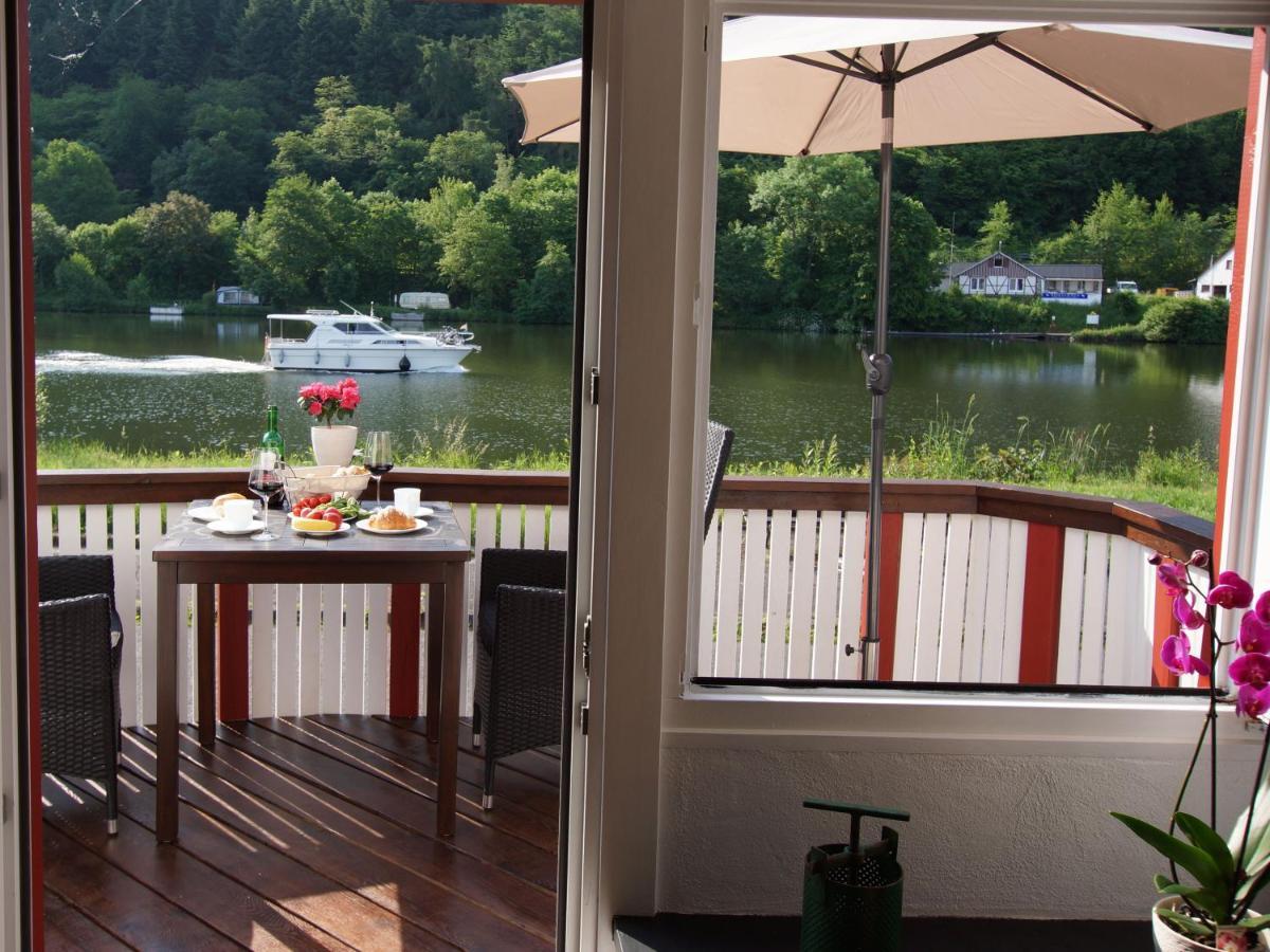 トラーベン・トラールバッハAltes Faehrhaus An Der Mosel Anno1633アパートメント エクステリア 写真