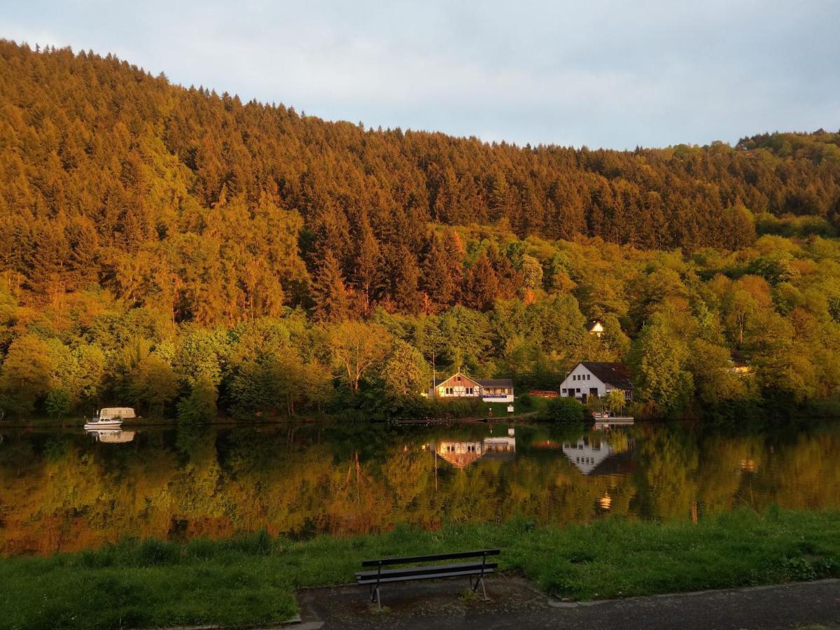 トラーベン・トラールバッハAltes Faehrhaus An Der Mosel Anno1633アパートメント エクステリア 写真